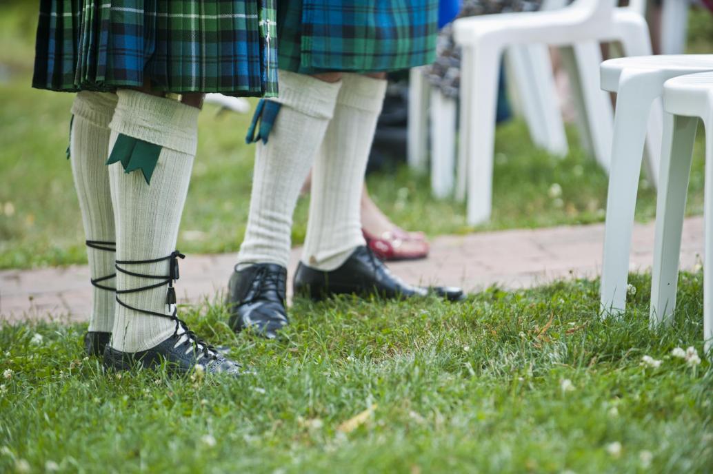 Groom's Scottish wedding attire